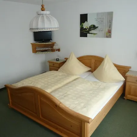 Haus Antonia Πανσιόν 3*